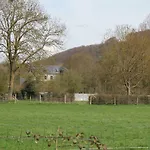 Au Moulin De L'andelle Couette-café Pitres