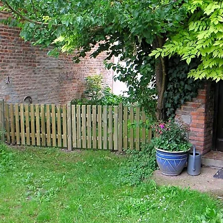 Au Moulin De L'andelle Bed & Breakfast 3*